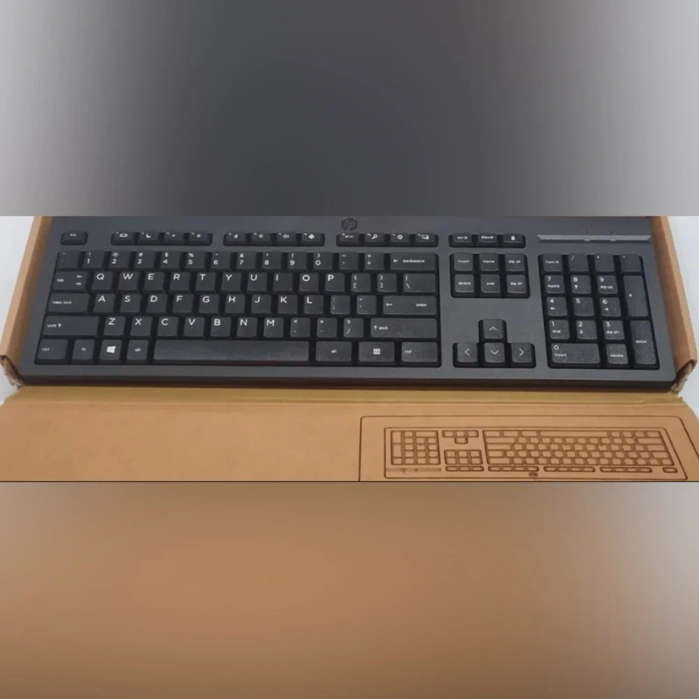 [NEW IN BOX] HP 125 Wired Keyboard - Black